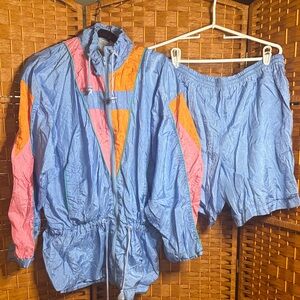 Beyond Performance Vintage Women's Windbreaker Jacket & Shorts Set XL
